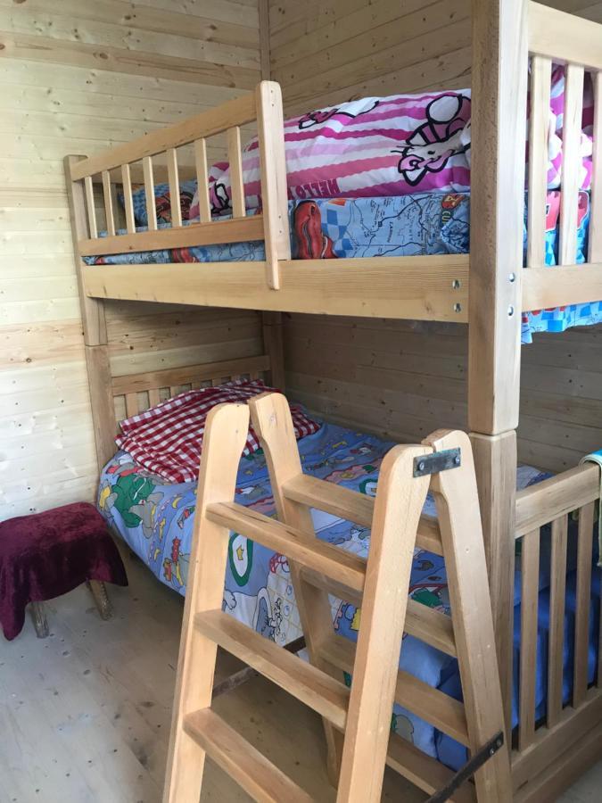 Marine'S Guest House Ananuri Екстериор снимка
